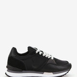 Zapatilla de mujer en negro