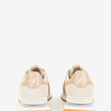 Zapatilla de mujer en naranja