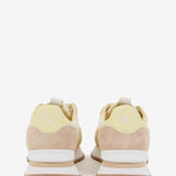 Zapatilla de mujer en beige