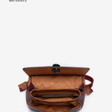 Bolso de mano pequeño en materiales reciclados burdeos