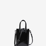 Schwarze Lackhandtasche