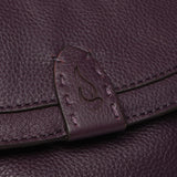 Bandolera de piel en morado