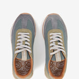 Zapatilla de mujer en verde