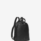 Mochila de piel en negro