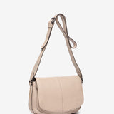 Bandolera grande de piel en beige