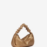 Bolso de mano de malla metálica en dorado