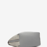 Bolso de hombro en materiales reciclados en gris