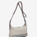 Bandolera en materiales reciclados en gris