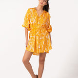 Kleid aus Baumwolle mit abstraktem Muster in Orange.