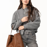 Bolso de hombro en piel cognac