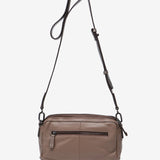 Bandolera de piel y serraje en taupe