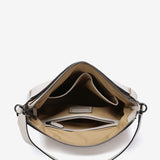Bolso de hombro en piel beige