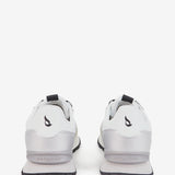 Sneaker da donna nera e bianca