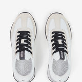 Sneaker da donna nera e bianca