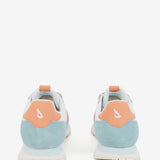 Women's sneaker in white