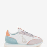 Women's sneaker in white