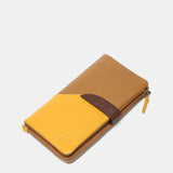 Cartera grande en piel en tonos camel