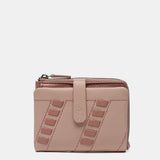 Kleine Geldbörse mit Details aus rosa Leder.