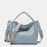 Bolso de mano en materiales reciclados azul