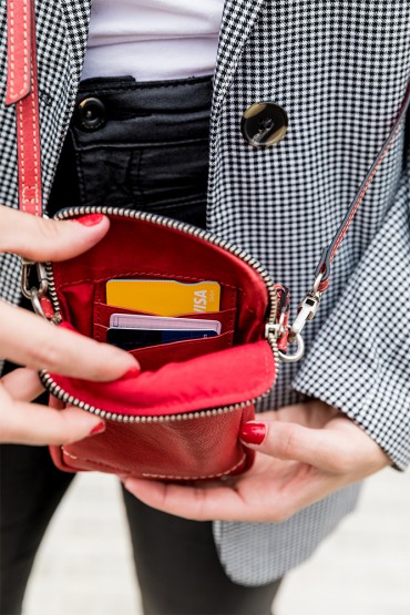 Mini bolso para el móvil en piel rojo