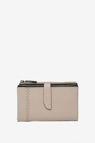 Women's beige leather medium wallet