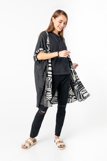 Women's cotton reversible kimono with geometric print in black and white