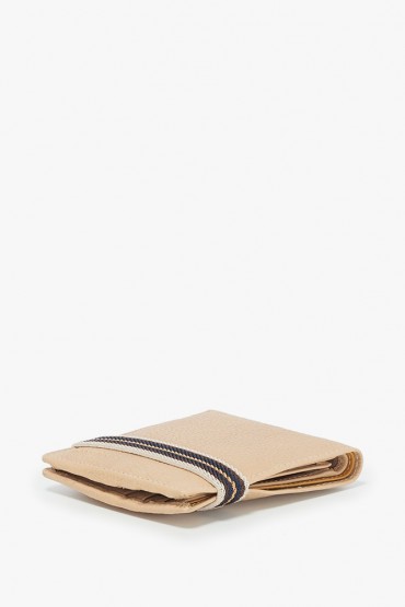 Men's beige leather wallet
