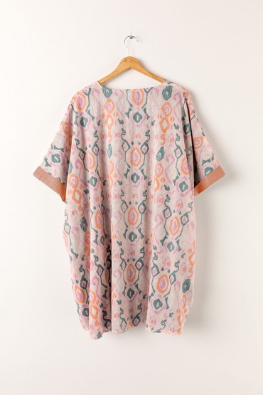 Women's cotton reversible kimono with abstract pink print