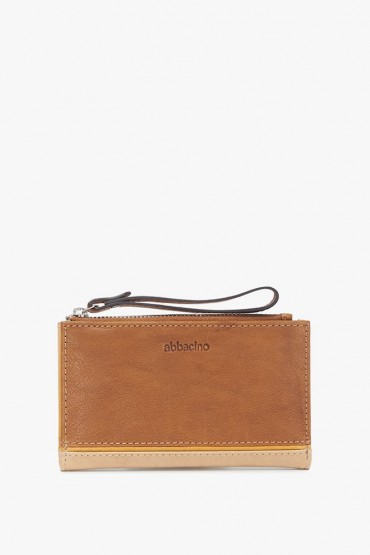 Women's medium sized cognac leather wallet