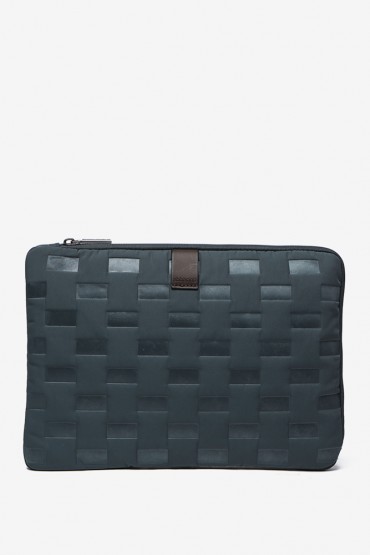 Laptop sleeve in blue quilted nylon