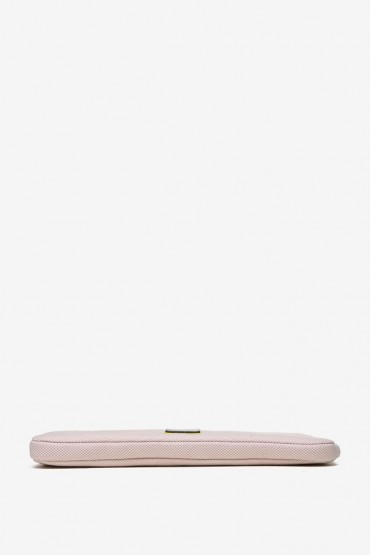 Laptop case in pink fabric
