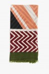 Women\'s wool scarf with burgundy geometric print