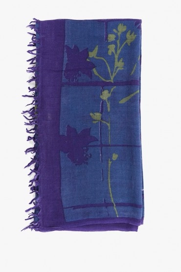 Pañuelo de mujer de lana con estampado floral en lila