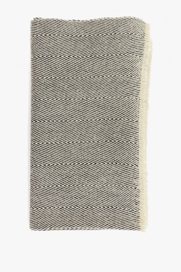 Women's scarf in black herringbone