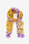 Women\'s scarf with animal print in yellow
