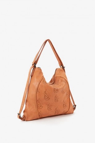 Bolso-mochila de mujer en troquelada naranja | Abbacino