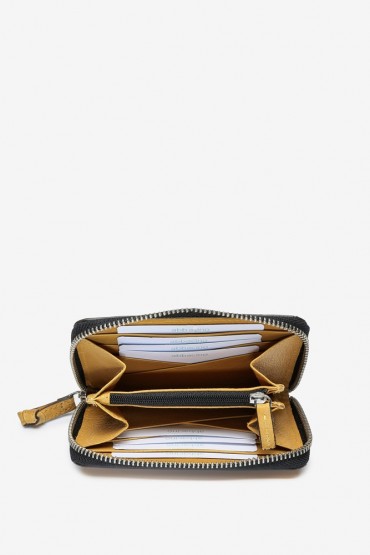 Women's medium sized wallet in yellow leather