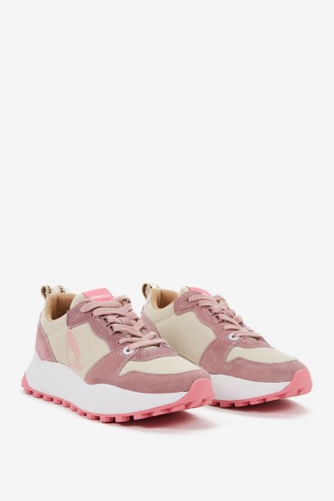 Women's runner style sneakers in pink
