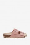 Woman\'s flat sandal in pink suede