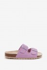 Woman\'s flat sandal in mauve suede