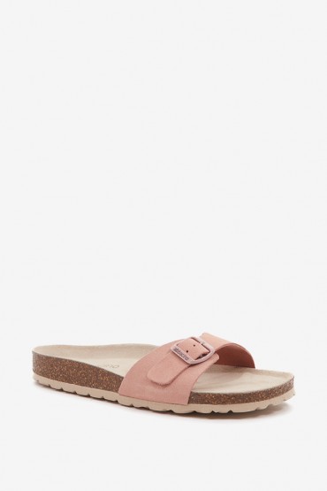 Women's flat sandal with buckle in pink