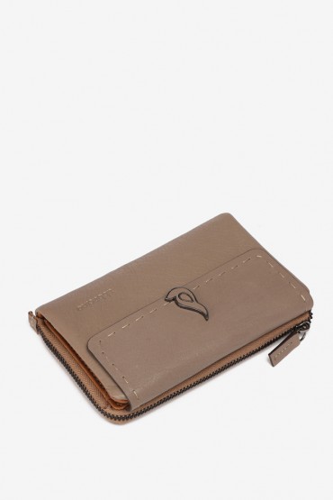 Beige leather small wallet