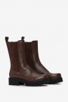 Mid-calf leather boot in brown
