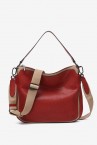 Bolso de hombro en piel roja