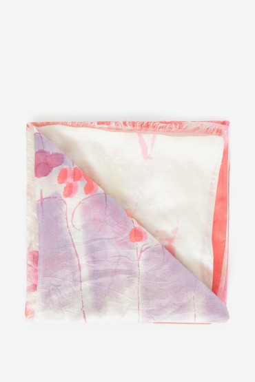 Pañuelo con estampado propio en rosa