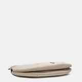 Shoulder bag in beige leather