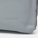 Shopper-Tasche aus grauem Leder.