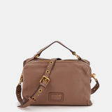 Bandolera pequeña en piel taupe