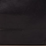 Bolso de hombro en piel negra