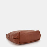 Bolso de hombro en piel cognac